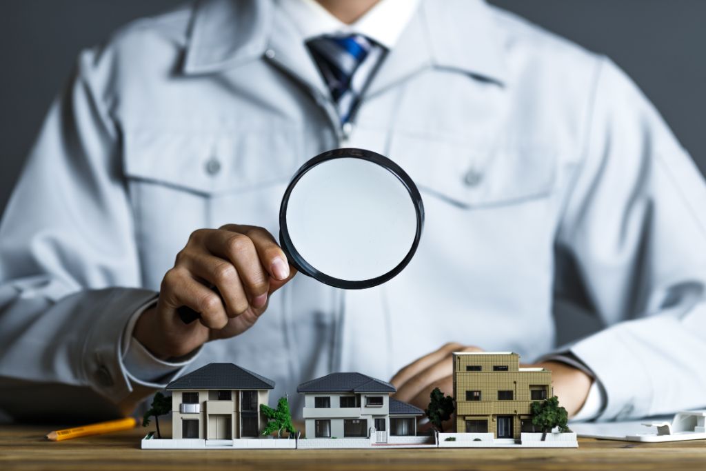 Property types comparison including single-family homes, condos, townhomes, duplexes, co-ops, and villas